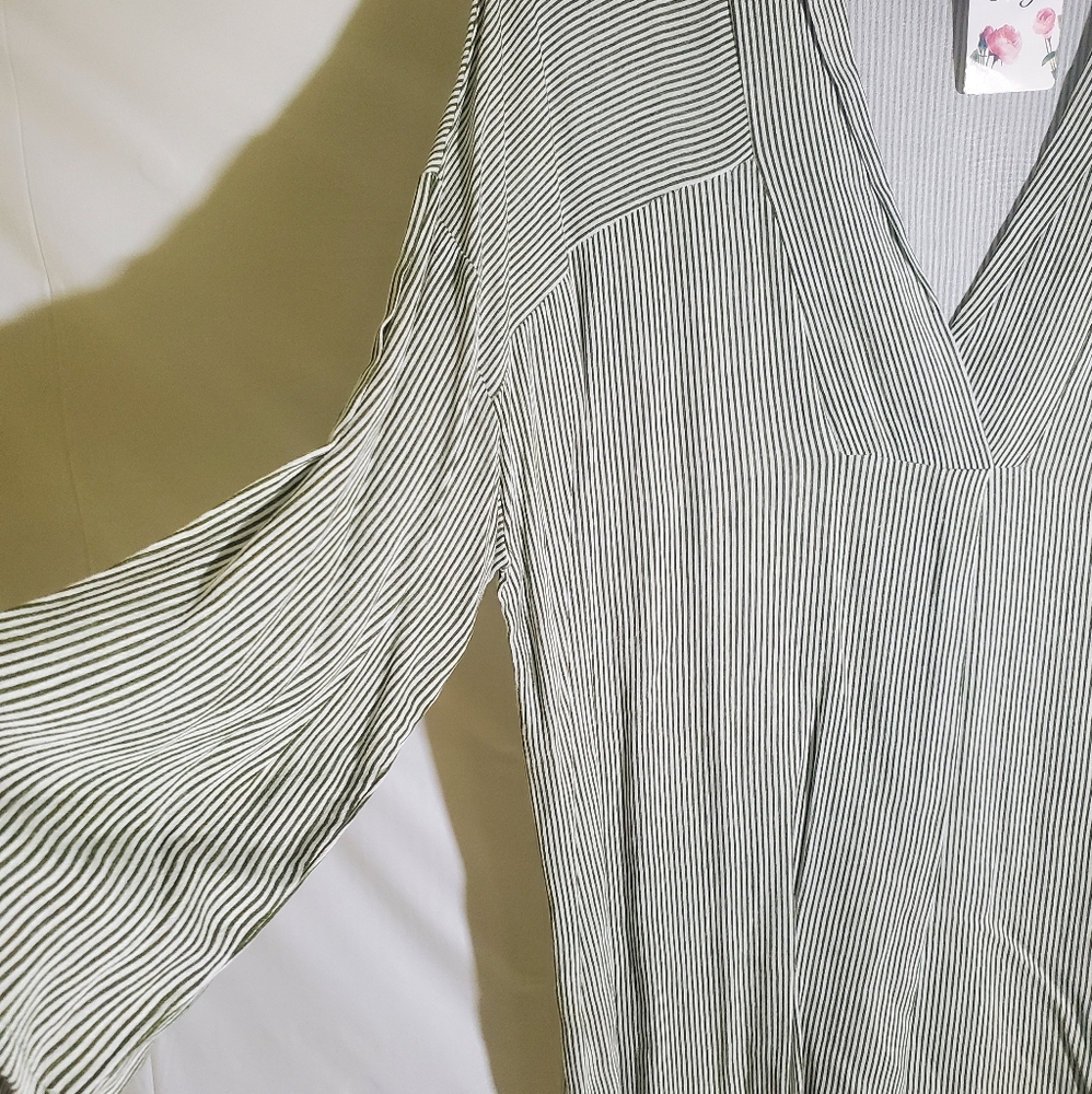 Tunic Blouse Large NEW - Picture 4 of 8